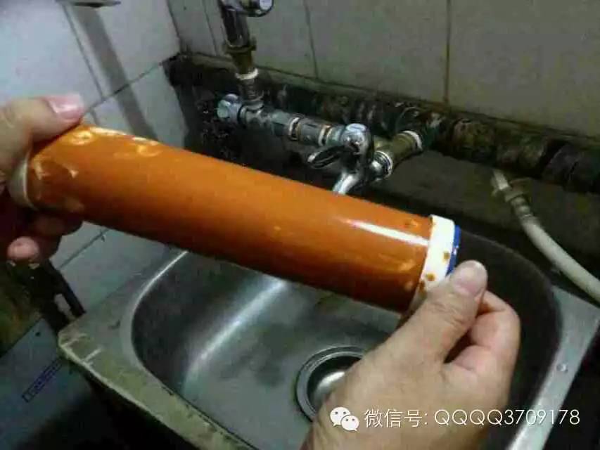 净水器配件与乳化玻璃的用途一样吗